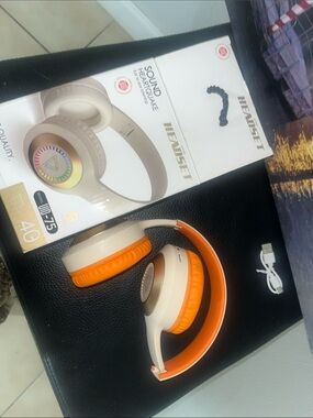 Head Orange & Cream Foldable Bluetooth Headset